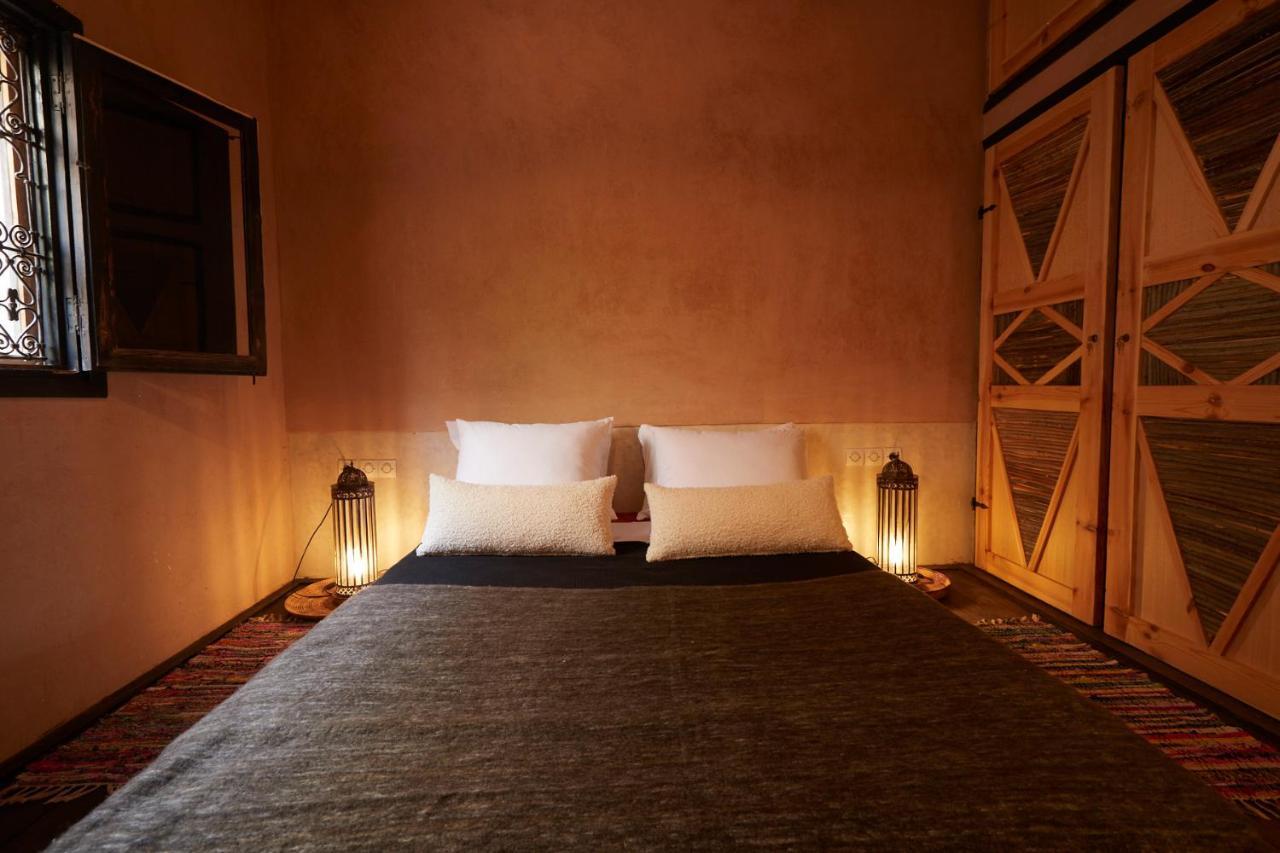 Отель Kasbah Flilou Ait Ougliff Экстерьер фото