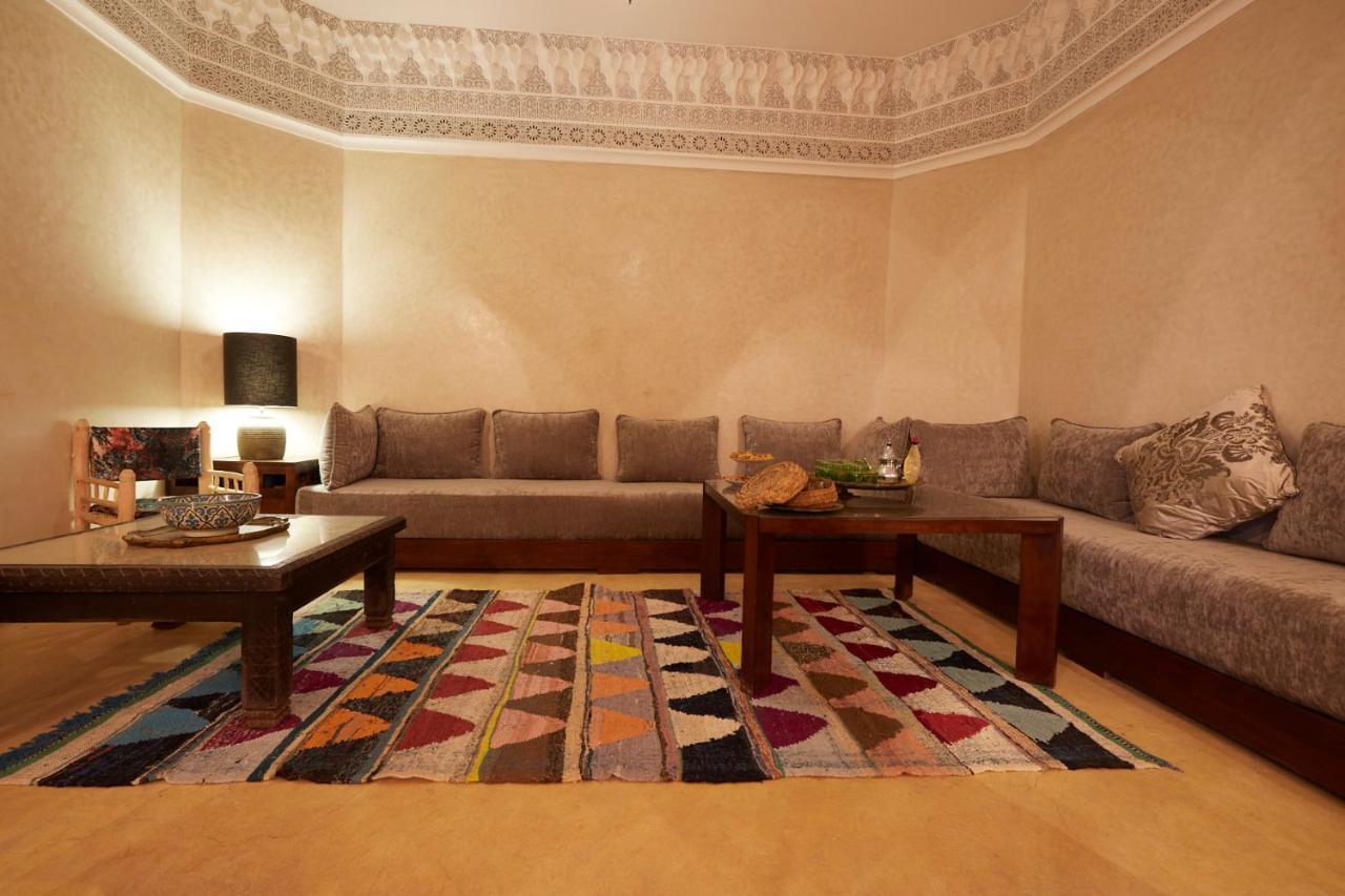 Отель Kasbah Flilou Ait Ougliff Экстерьер фото