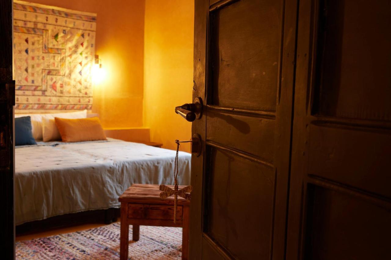 Отель Kasbah Flilou Ait Ougliff Экстерьер фото