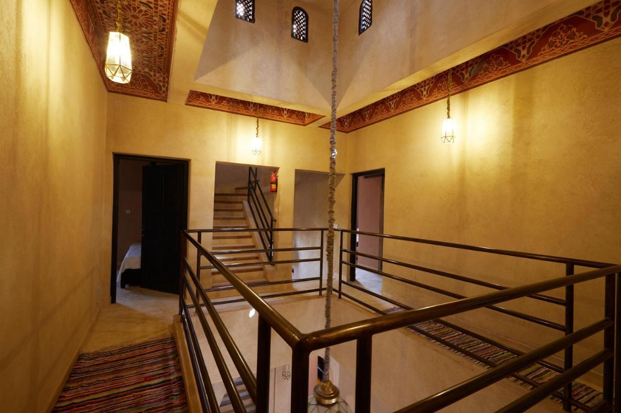Отель Kasbah Flilou Ait Ougliff Экстерьер фото